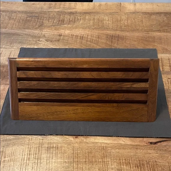 Challenge Coin Display Stand Rack Hand Made Hardwood - Picture 1 of 6